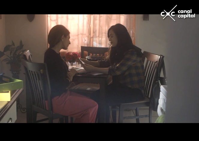 CanalCapital's tweet photo. Paloma, una sobreviviente de ataque con ácido, intenta recuperar su vida. AL AIRE el documental “Un nuevo comienzo”. #VideoCapital → https://t.co/hHTd10fivu https://t.co/VafxB22p2b