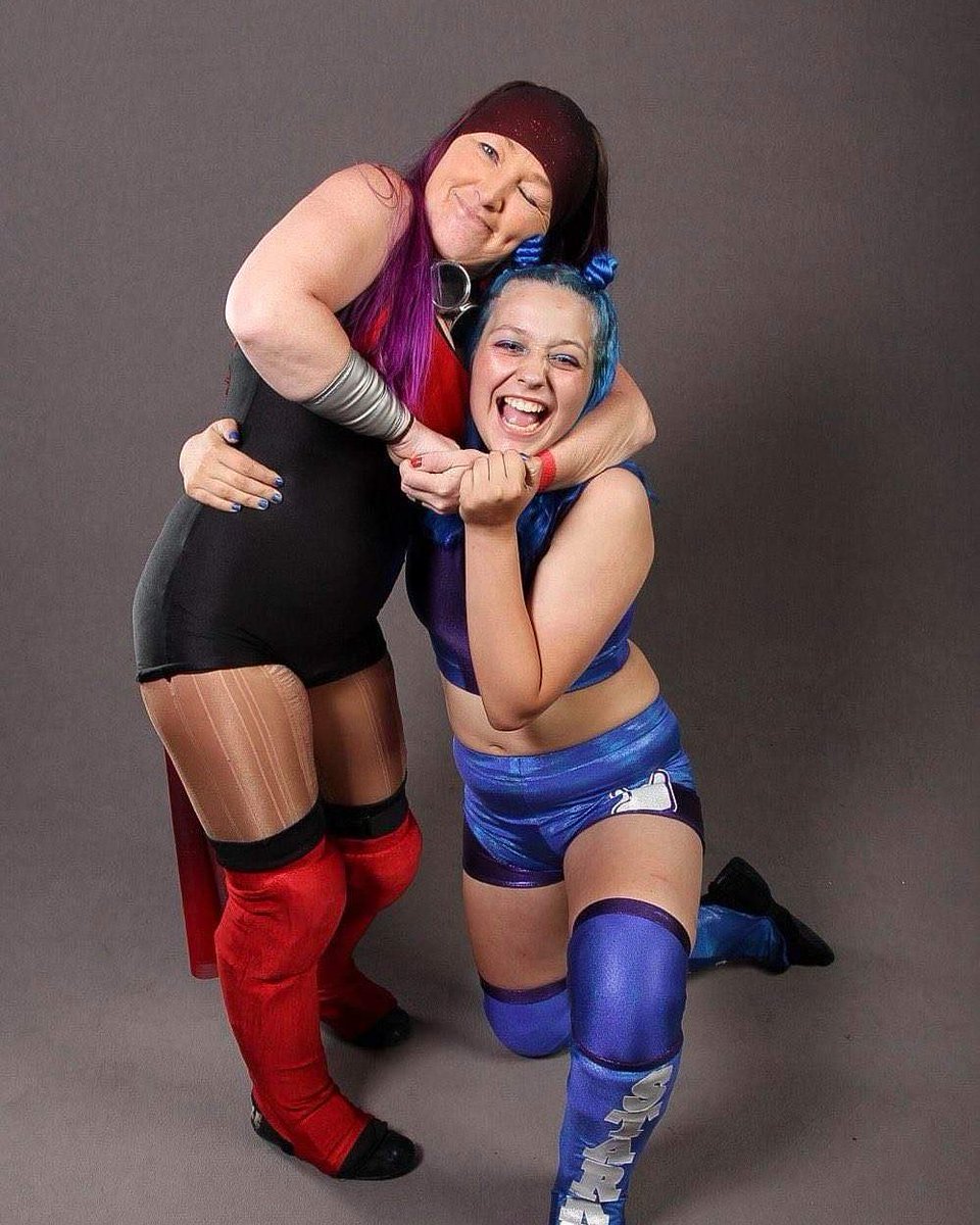 BillieStarkz's tweet image. Once upon a time a deathmatch queen and a space jesus met..

📷- @moxtrash1207

#wrestling #babydraw #ifhy #spacejesus #midwesterntrash #trash #thebiter #itbelikethatsometimes #ganggang #blessup #deathbecomesher