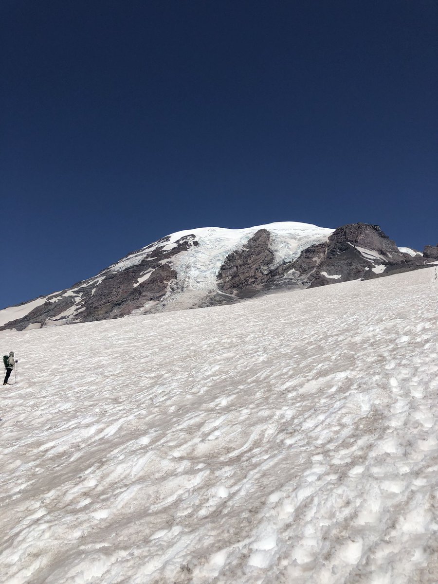 audg86's tweet image. Mt. Rainier climb - So beautiful. I’m not worthy of you, Tahoma.