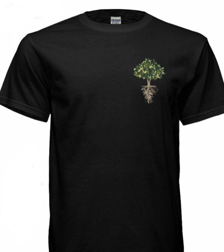 ThePuppyPlace4's tweet photo. Save the Trees T-shirt’s will be available Tuesday on my website along with the Jewlery🤗🥳 https://t.co/VkN4DxIwPZ