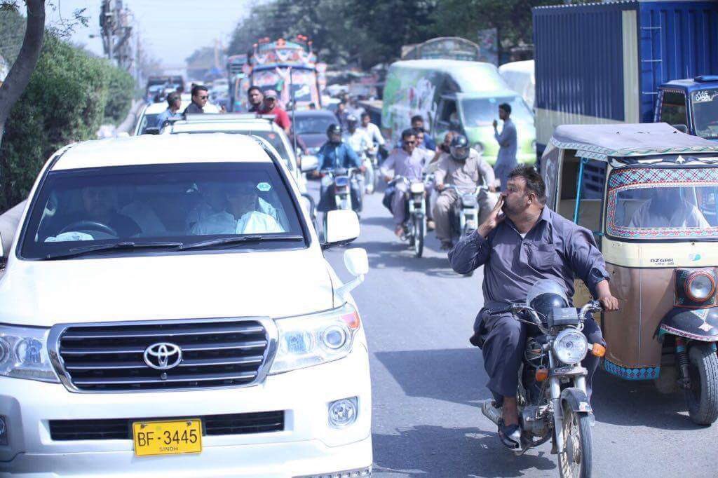 ayesh_b's tweet photo. I’m the guy on the motorcycle right now. 

#PMIKJalsaInUSA ✌🏻🇵🇰 https://t.co/LLFAxuNl0q