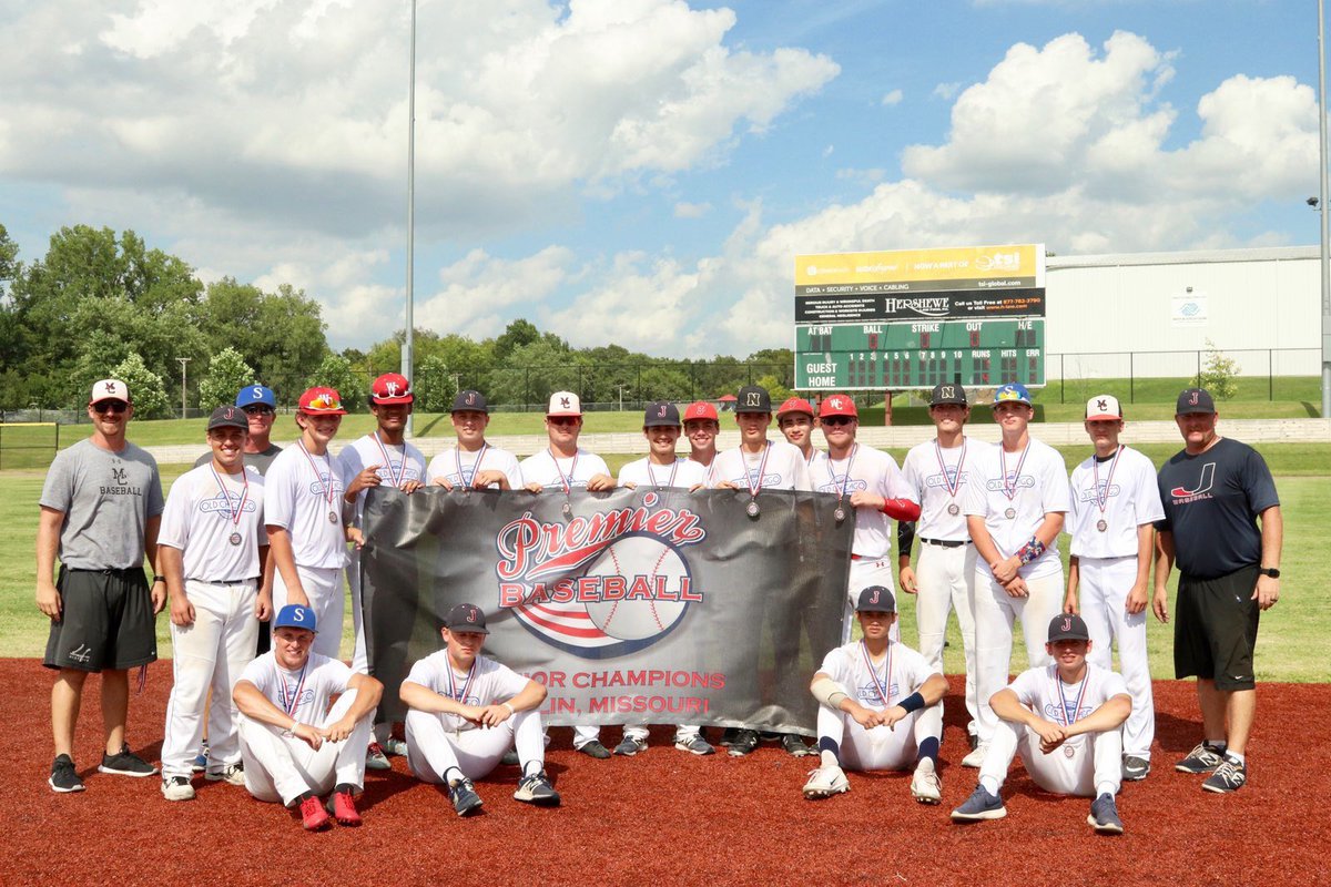 On behalf of the Southwest Mo. All-Stars, thank you to <a href="/BaseballPremier/">Premier Baseball</a> for putting on a great tournament!  Also, thanks to Old Chicago for their jersey sponsorship.  #Pepparollies