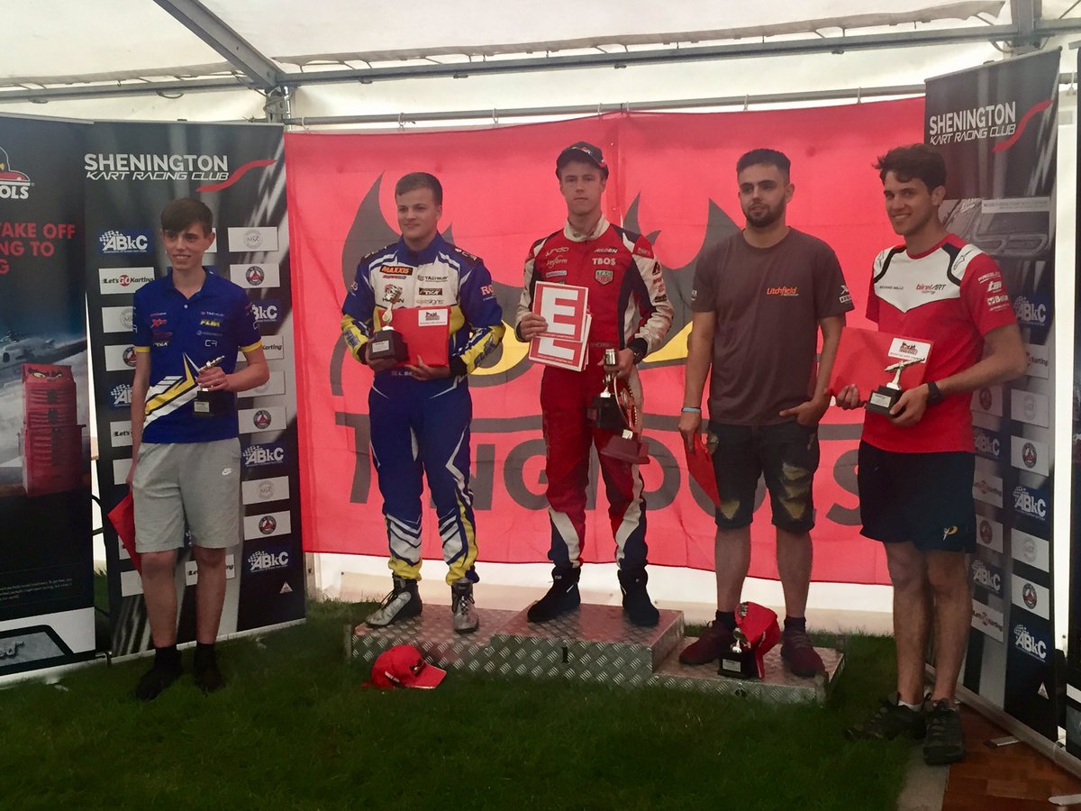 Josh_sherriff's tweet photo. Amazing weekend at the @SheningtonKRC SuperPrix where we won the TMK Extreme final to take the ‘E’ and ‘SP’ plates 🏆🏆

#TKMExtreme #TKM #karting #SuperPrix #Eplate https://t.co/lB10MWPtfd