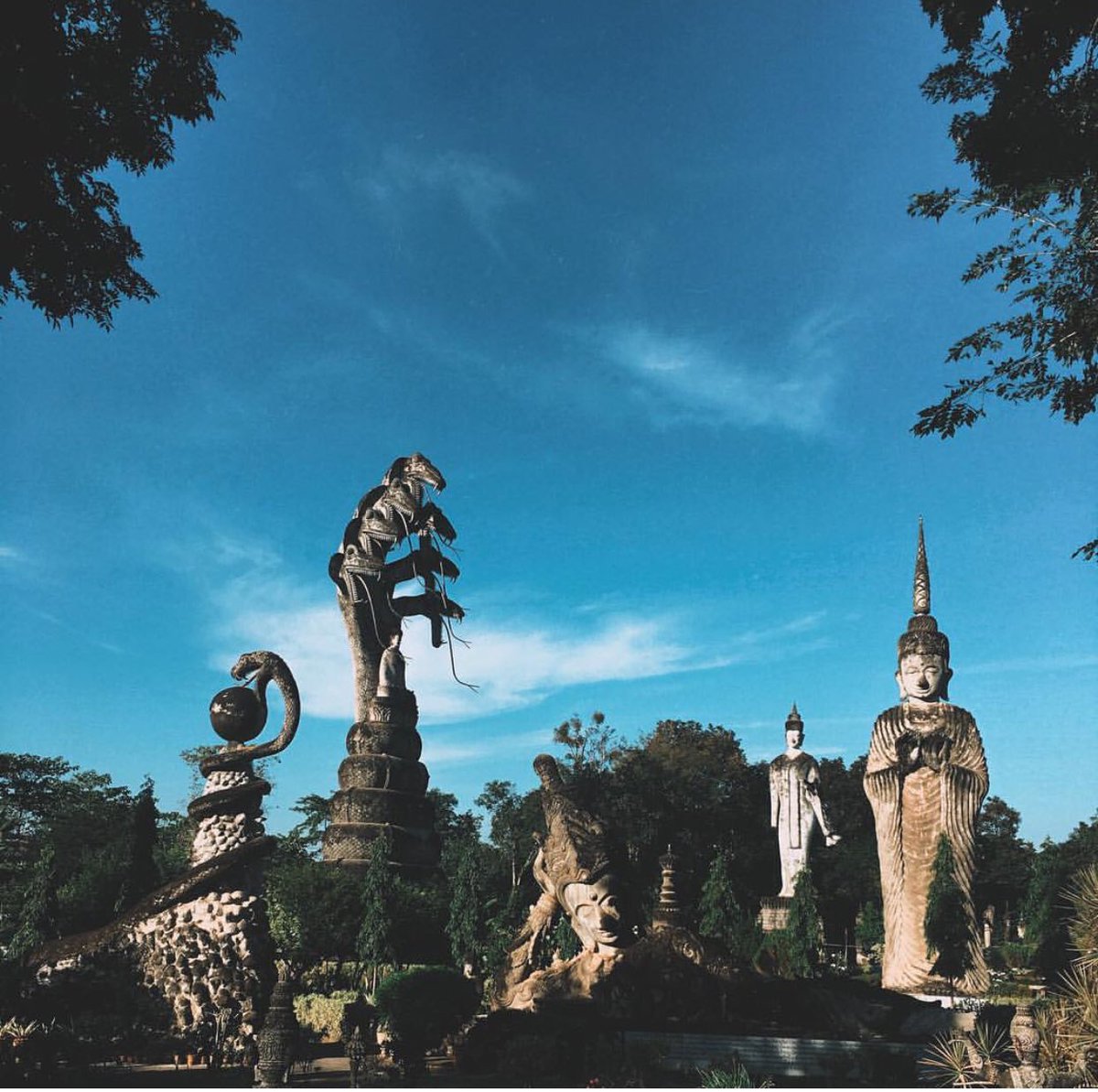 ivvaru's tweet photo. มีใครรู้ไหมว่า จังหวัดหนองคายก็มีสถานที่อะไรแบบนี้ ที่ที่ทำให้เราอยากเดินเที่ยวช้าๆอยู่กับสิ่งนั้นนานๆ สงบจิต สงบใจ ไม่ต้องไปวอแวกับใคร ส้มตำลดเด็ดขึ้นชื่อหนองคาย ต้องลองไปดูอ่ะ ☺️
#ทวงคืนแพทตี้ให้เมืองรอง
#เมืองรองต้องลอง
#PTTBlueCard https://t.co/x3naNamVCu