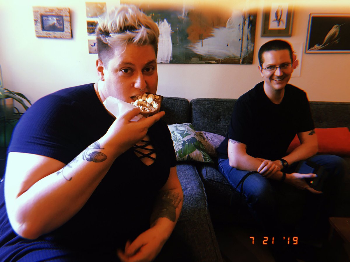 THEsuperboone's tweet photo. #yeahtoast! https://t.co/LLEcfKk9U1