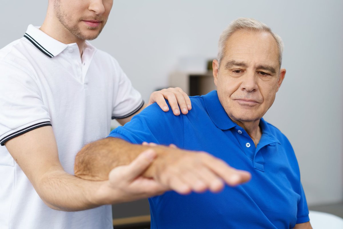 ConnectPrimary's tweet photo. Did you know PCC now has a physio that works with clients diagnosed with Cardiovascular Disease - COPD Pulmonary Condition, Diabetes, Stroke or persistent high pressure?

FREE PHYSIO SERVICE AVAILABLE.

Contact Intake today to see if you are eligible! https://t.co/Bp3kGXA16o