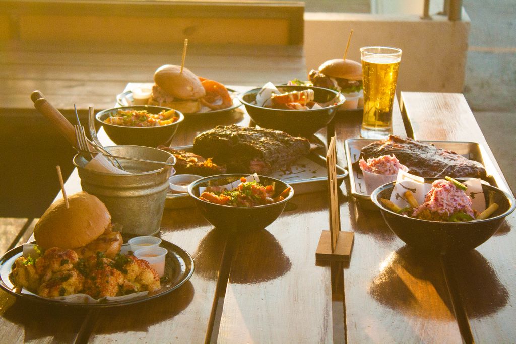 madcraving's tweet photo. I don't want to look back &amp; think "I could have eaten that" 🥗🥘🍱

#loveforfood #foodgasm https://t.co/hyirugKjUJ