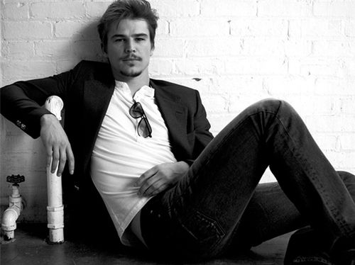Happy Birthday to Josh Hartnett!    