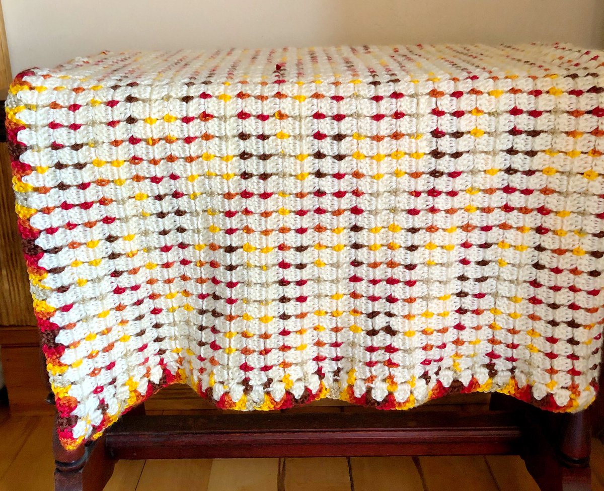 patternprinces1's tweet photo. Crochet pattern for beautiful fireside throw blanket.Learn to carry the yarn up the side for less weaving in ends.https://t.co/HMy3g4v96D #crochet #crocheting #crochetthrow #crochetblanketpattern #patternprincess1 #easycrochet #diy #crochetpattern #handmade #yarn #fall #decor https://t.co/o494AGYRx0