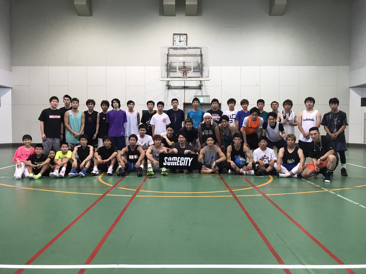 somecity_tokyo's tweet photo. 🏀CITY ATTACK in HIROSHIMA⛩
- Special Thanks -
HIROSHIMA BALLERS
僕たち、私たちの街でもやってほしいという人は
#CITYATTACK
をつけてツイートしてください‼️
素晴らしいプレイグラウンド、クレイジーボーラーを紹介してください👍
✨広島、最高✨
#somecity #ballaholic https://t.co/KPX35096y5