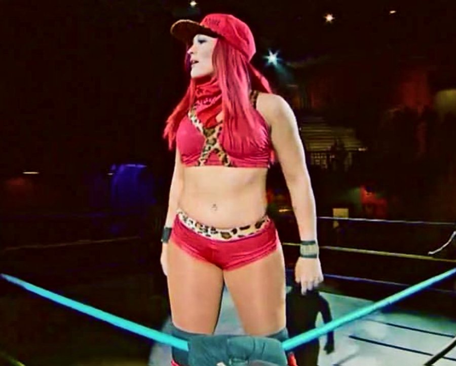 RealIvelisse's tweet photo. Hard work and resilience always pays off...👑
Where will she go go, oh where will she go?🤔 #juststaytuned #womenswrestling #sicaria https://t.co/Ytnr7DqqVZ