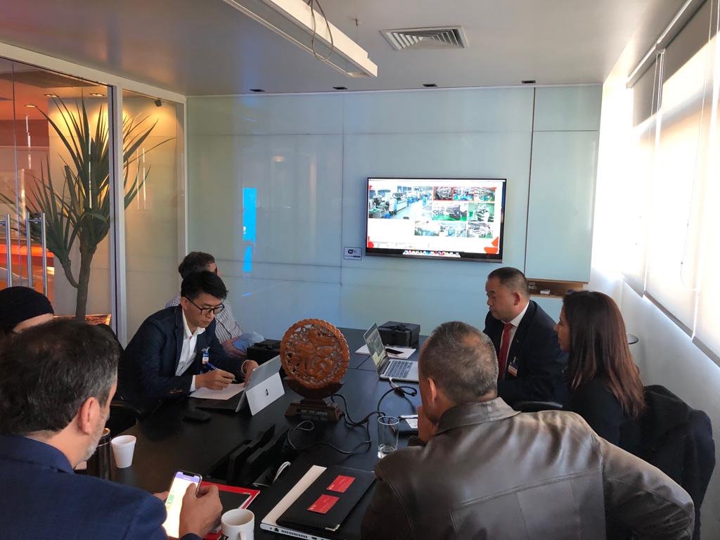 VisioinpiLED's tweet image. solute to Mr. Henry in Sao Paul. So impressive for his story on starting the business
1.  move faster.
2. Be an expert .
3. Enjoy working and life.
4. marry a Chinese women 🤑