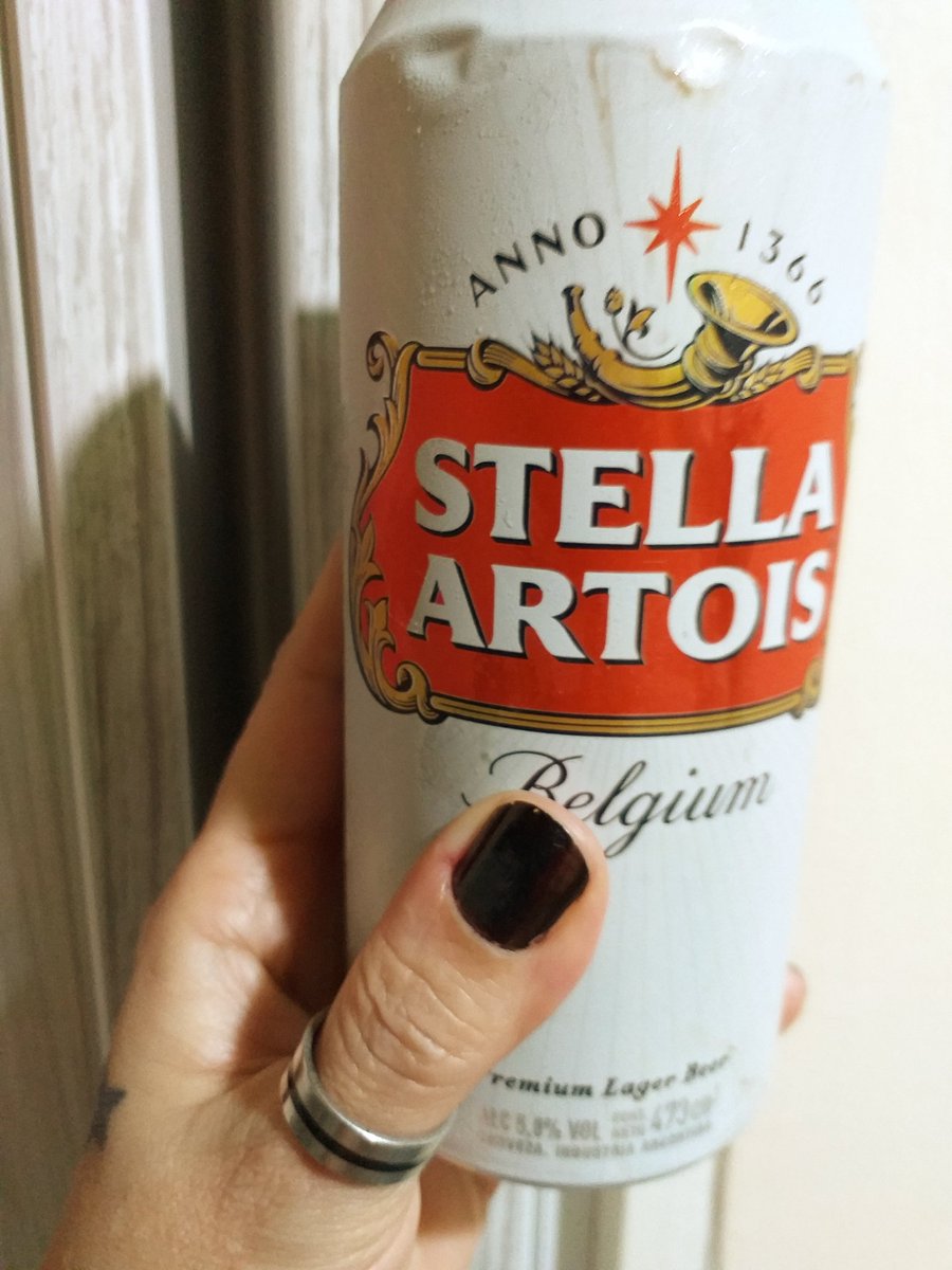 Achamoe's tweet photo. .. que un buen trago no viene mal
cuándo pega la vida con tanta sed! 🎶 #cerrandoelfinde! 😜 https://t.co/7tuczZ0ib5