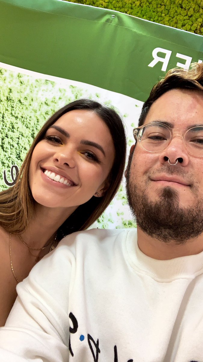 rosalesonline_'s tweet photo. Así se vivió el lanzamiento de la nueva línea de @YvesRocherMxico #SeboVegetal con @teresuch 

👉🏻 Acá pueden encontrar más información. 
https://t.co/N9M1avMcyk https://t.co/ZtbNvIAbXl