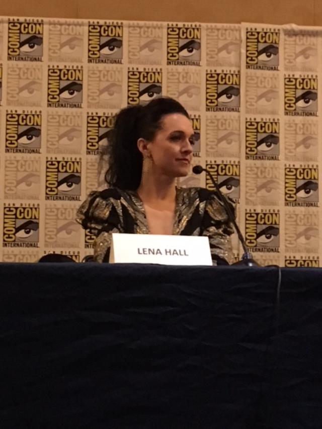 StarryMag's tweet image. .@SnowpiercerTV stars @alison__wright @LenaRockerHall #MickeySumner talked to reporter @Texasartchick about starring in this new series!

#Snowpiercer #SDCC #SDCC50