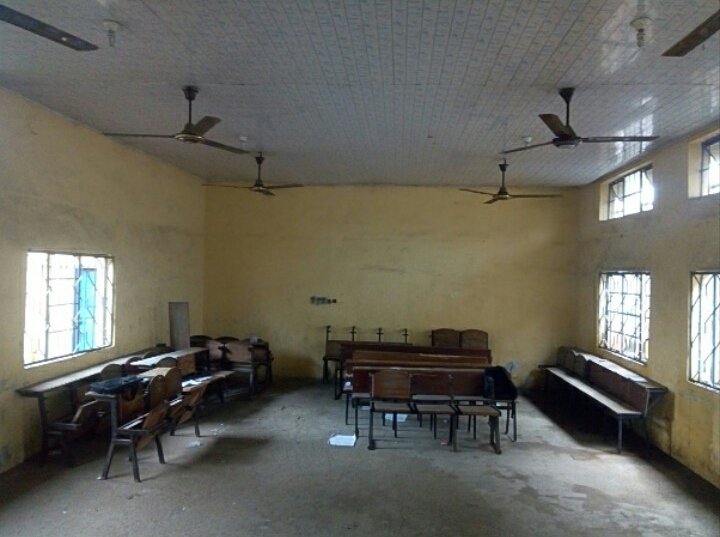 IspedOrg's tweet photo. Commemorating #MandelaDay2019, SDG Club of the Demonstration Secondary School, Omoku, R/S call on global citizens
@DrJoeAbah
@obyezeks
@OgbeniDipo
@AMADICHIMA
@PINDFoundation
@atiku
@SDGFund

#DonateABook to DSS, Omoku empty library.
#ActionAgainstPoverty
#ActionAgainstIlliteracy https://t.co/aTcdNhGJp6