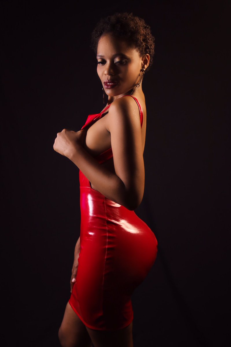 OfficialFaddic's tweet photo. Latex 👗@OfficialFaddic https://t.co/CKI4Z8wPoy