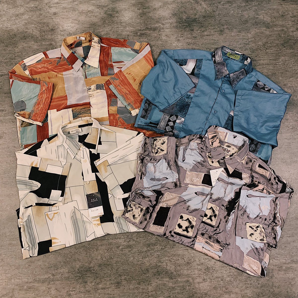RSspia's tweet photo. 【shirt】

✔総柄シャツ

🔥new in🔥

可愛い柄の総柄シャツ大量入荷しました！今週中頃から梅雨明けで本格的に暑くなるのでおすすめの半袖中からピックアップしました☺️

#spia #本店 https://t.co/CnWyx2T9wX