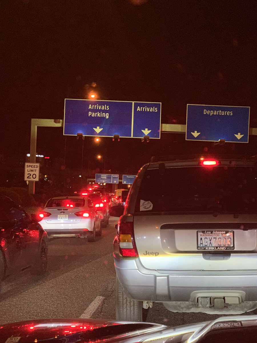 EbenAbraham's tweet photo. @SeaTacAirport really needs to do something about this traffic....30+mins and barely moved https://t.co/tIpr1WXW6P