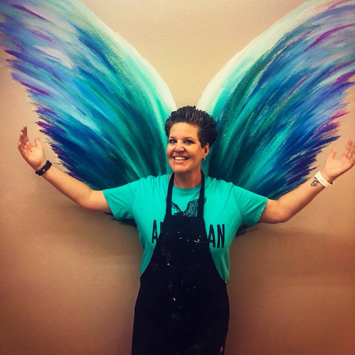 B_ballCoach's tweet photo. Summer is winding down... time to put on those angel wings and bless/be blessed with the kiddos! #iLoveMyJob #TreasureHunter #HOPEforALLkids #BringOnANewYear #WeAreCrane #TenDayCountdown https://t.co/Hwjyh96KxB