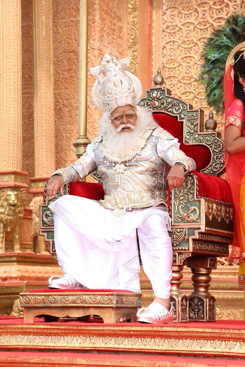 PopcornKannada's tweet image. Rebel star #Ambarish snaps from much awaited flick #kurukshethra Worldwide releasing on #Aug2 

@sumalathaA @dasadarshan 

#Popcornkannada