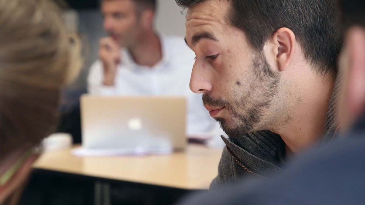 AKTO_OPCO's tweet photo. #Recrutement & #formation de conducteurs de ligne avec #Prodiat, le contrat de pro sur-mesure Opcalia. Bon reportage @progressisge 😀 https://t.co/XzRBJI6fVM https://t.co/7HUVlxVGkH