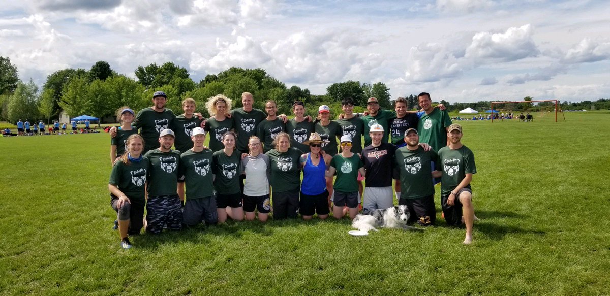 2-3 and 8th place at an abbreviated MUDI 2019! A beautiful day for frisbee after cancelations yesterday