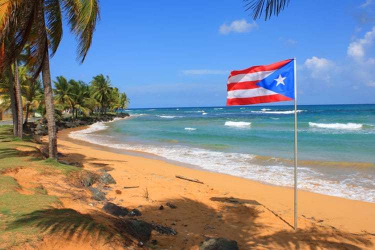 em_stenz's tweet photo. What to do Once You Get There. JetBlue – Puerto Rico https://t.co/EhPQaGwbIz https://t.co/rbLOrAYpYZ