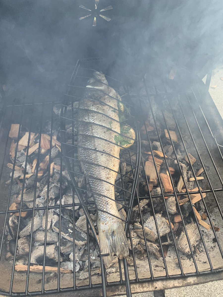 MarcInSF415's tweet image. Your wish is my command... #menthatcook #meninthekitchen #fitmencook