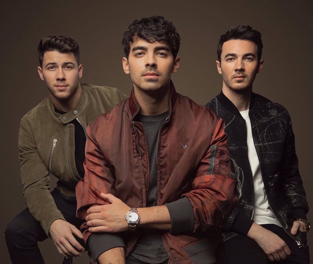 jonas-brothers-orgy-anal-porn