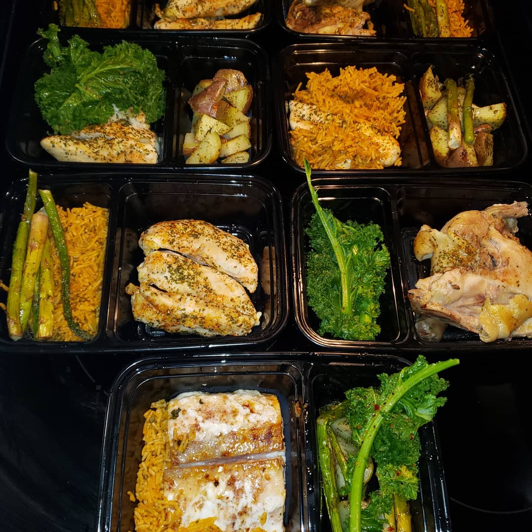 Marcosmashups's tweet photo. Turned up tonight on the meal preps!! If you need some, holla at me and I'll get you together! S/O to my first meal prep client that I hooked up tonight🙏🏽 loui https://t.co/PzsiESLdhR