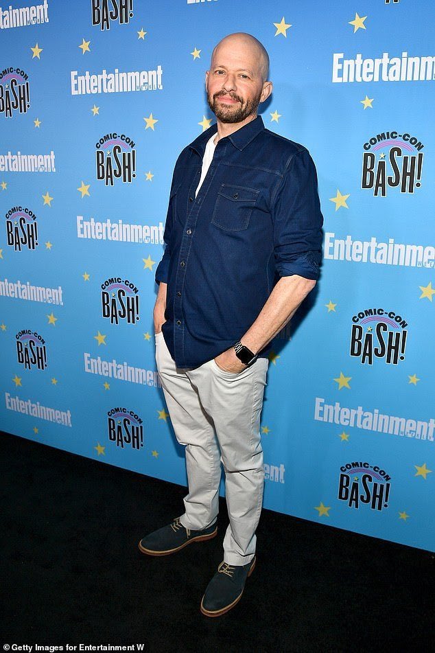 TapeteRoxo's tweet photo. Jon Cryer #EWComicCon #SDCC https://t.co/ZBaViCw2RH