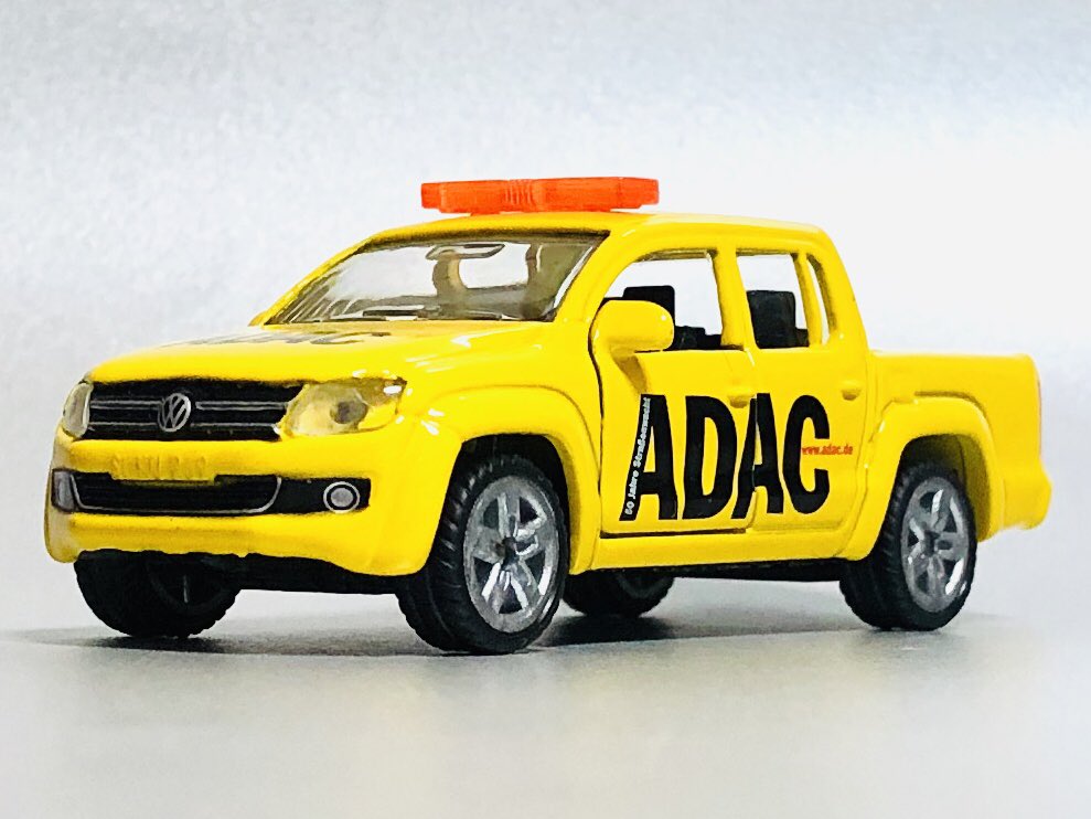 1/55 Siku(ジク)　 ADAC(ドイツ自動車連盟)車積載車＋乗用車 1/55 Siku(ジク) ADAC(ドイツ自動車連盟)車積載車＋乗用車 ADAC