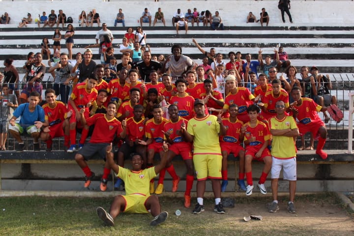 Cipri096's tweet photo. CAMPEÃO 2K19 COPA RAVIS DEU UNIÃO, O CAMPEÃO VOLTOU 🙌💪🏆⚽ @EmersonVieira03 @RhyanMartins11 @Santooosjrr @pogba_jr08 @mattewsoliveir0 @lopesteoptk @joaooo_jv https://t.co/mhrS913I66