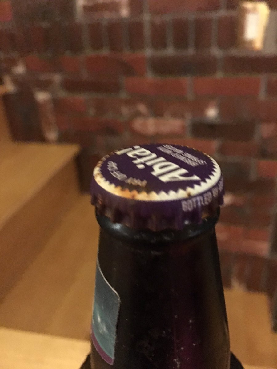 ericjacksoncape's tweet photo. @TheAbitaBeer I got a rusty beer! 😢 I wanted to drink it so badly. #help https://t.co/lfT6lFAoEu