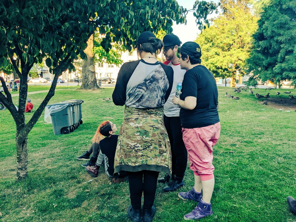 Ms_Kappy's tweet image. Joined by friends! Caught sooo many shinies! 10/10 good day even if I got sunburned 😂
 @sm00pa @squeedgemonster @SiGeCore @Leon_SpottyDog @PartyPrat