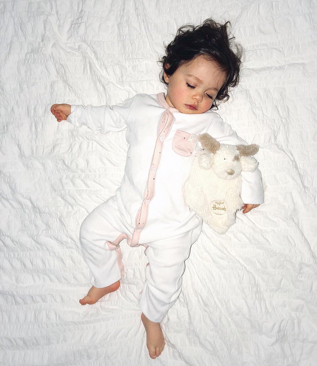 Ahora sí, la princesa Leah se durmió