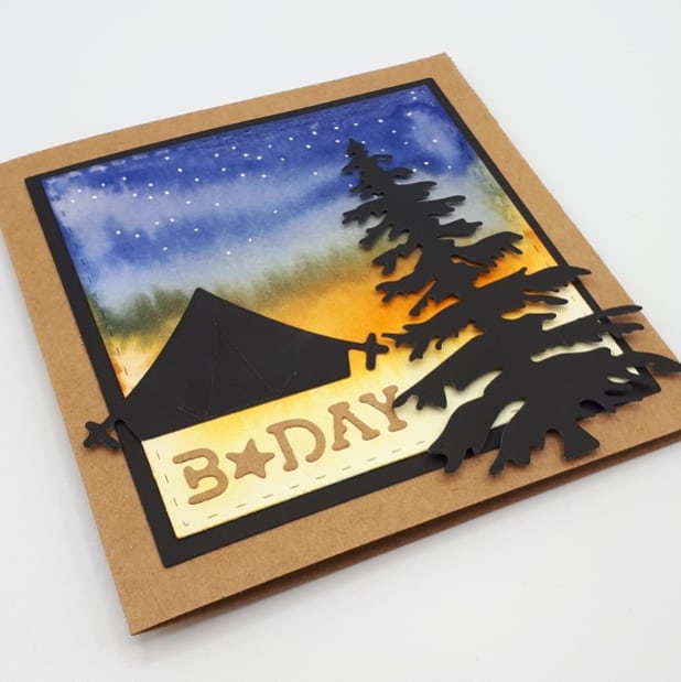 TamirasBlog's tweet photo. DIY | #geburtstagskarte 🧡💛 [Werbung] | Unter dem Motto #wirzeltenschwarz entstand diese Karte 😉
.
#diy #birthday #birthdaycard #cardformen #tent #camping #papierliebe #basteln #paperlove #handmade #handmadewithlove #handcrafted #distressink #sizzix https://t.co/Dn1xBxaEX5