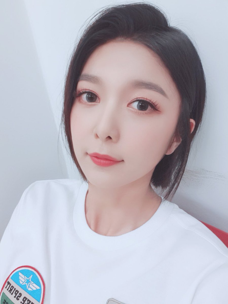 hf_dreamcatcher's tweet photo. [#다미] 댄스 메들리 영상 잘 보셨나요?? 얼른 보여드리고 싶었는데 공개돼서 신나요ㅎㅎ
#드림캐쳐 #Dreamcatcher https://t.co/kuOnSpDEWV