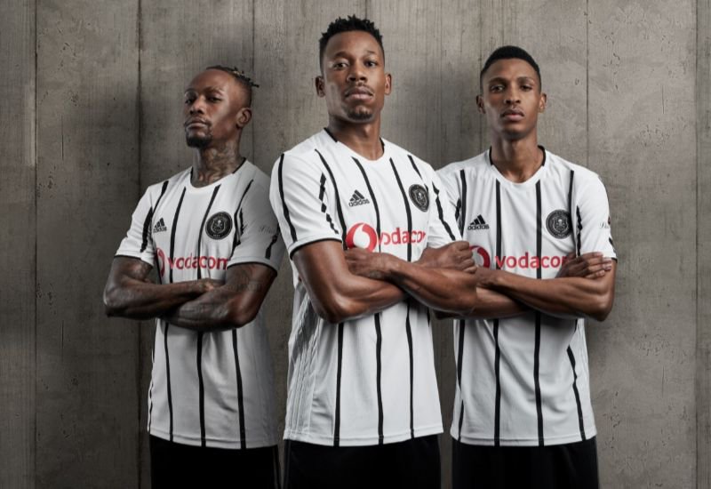 FARPost_ZA on X: NEW JERSEY Orlando Pirates have unveiled their new home  jersey for the 2019/2020 season. For away, they have retained the red  colour from last season. #FARPost  / X