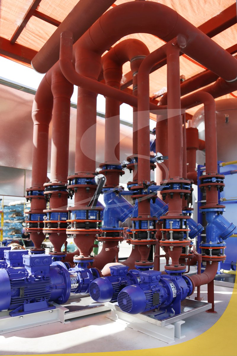 ADEARESTLLC's tweet photo. Our scope includes supplying, installing and commissioning 3 screw compressor packages to cool water in the mobile plant rooms, feeding warehouses at a temperature of 18 deg C. 
.
.
.
.
.

#MondayFlow
#IndustrialRefrigeration
#AmmoniaRefrigeration
#ADEAREST
#TheWorldBelowZero https://t.co/X3KMPoU346
