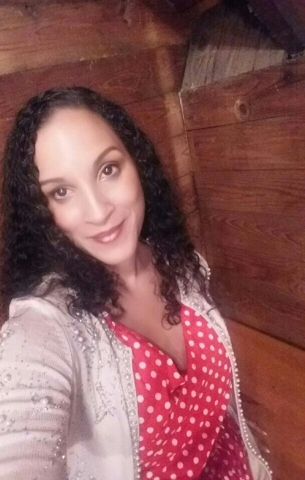 DianaraGold's tweet photo. A quick #Onset selfie! #lightsactioncamera #setlife #artistlife #TheChristmasMasterpiece
https://t.co/c8geanwBvl https://t.co/OA2Ky2dVCd
https://t.co/zIzuhujFZX https://t.co/XLAOEdQWQL