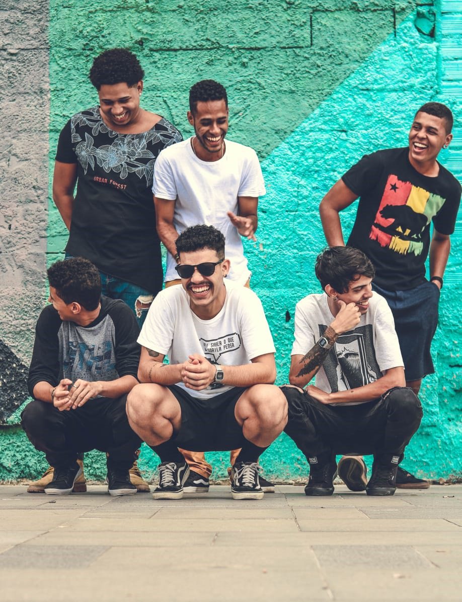 dz9oficial's tweet photo. Ah, a Alegria! Que quando compartilhada é sempre redobrada, que gasta a onda de geral, que faz os dias serem bem melhores do que as vezes realmente são. ✌️ https://t.co/RBhP6TXUVO