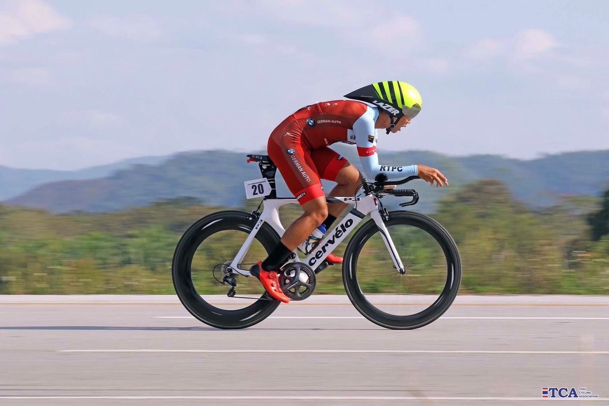 vispbuilder's tweet photo. ❤️ชุดล้อคาร์บอนสำหรับนักไตรกีฬามืออาชีพ 🚴‍♂️✨
VISP Builder 60/88 mm ลูกปืนเซรามิค 

Cr.ทีมจักรยานสำนักงานตำรวจแห่งชาติ 

#VISPBUILDER #ทีมจักรยานสำนักงานตำรวจแห่งชาติ #RTCP https://t.co/P7gG6yLabH