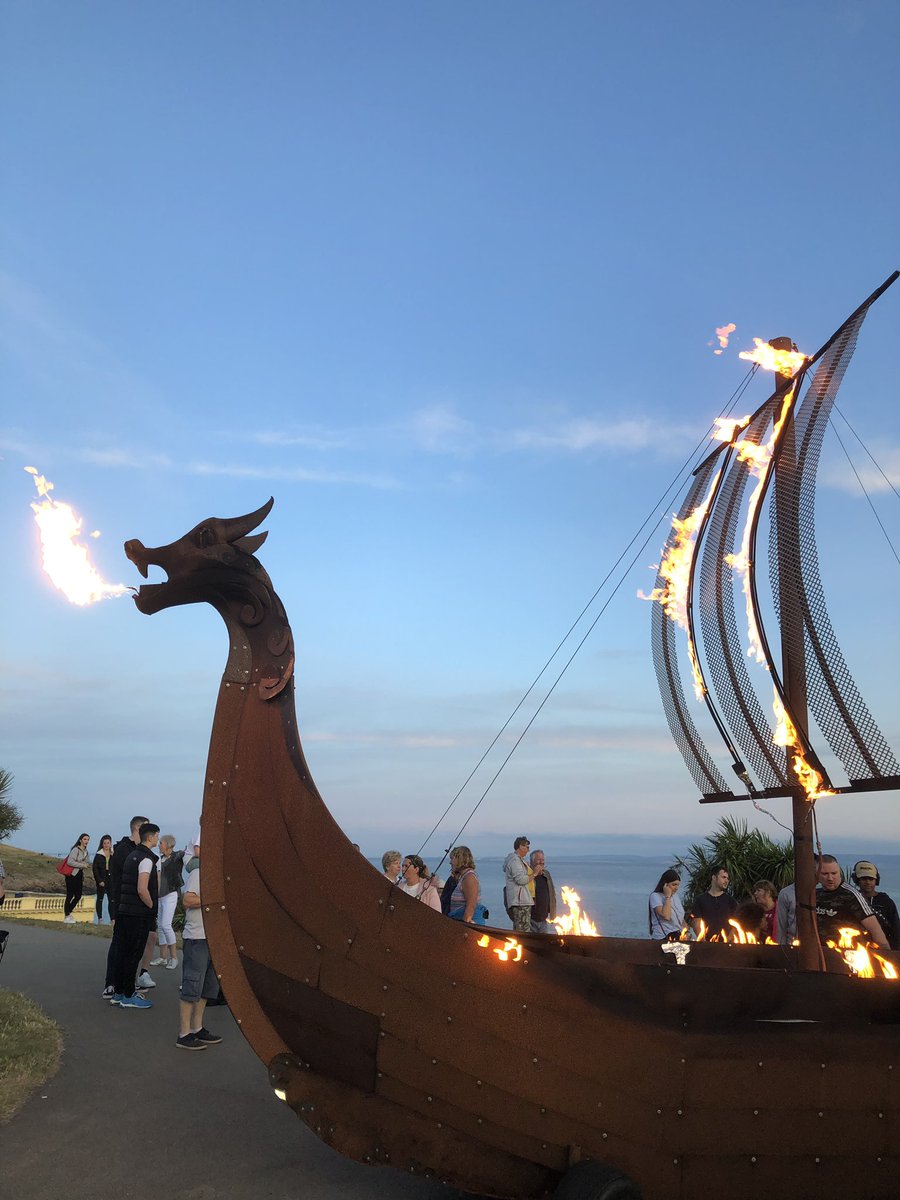 psychicmaiden's tweet photo. A photo from the spectacular  ‘Isle of Fire’ last night at #BarryIsland #IsleOfFire https://t.co/0MzgBnwFHb