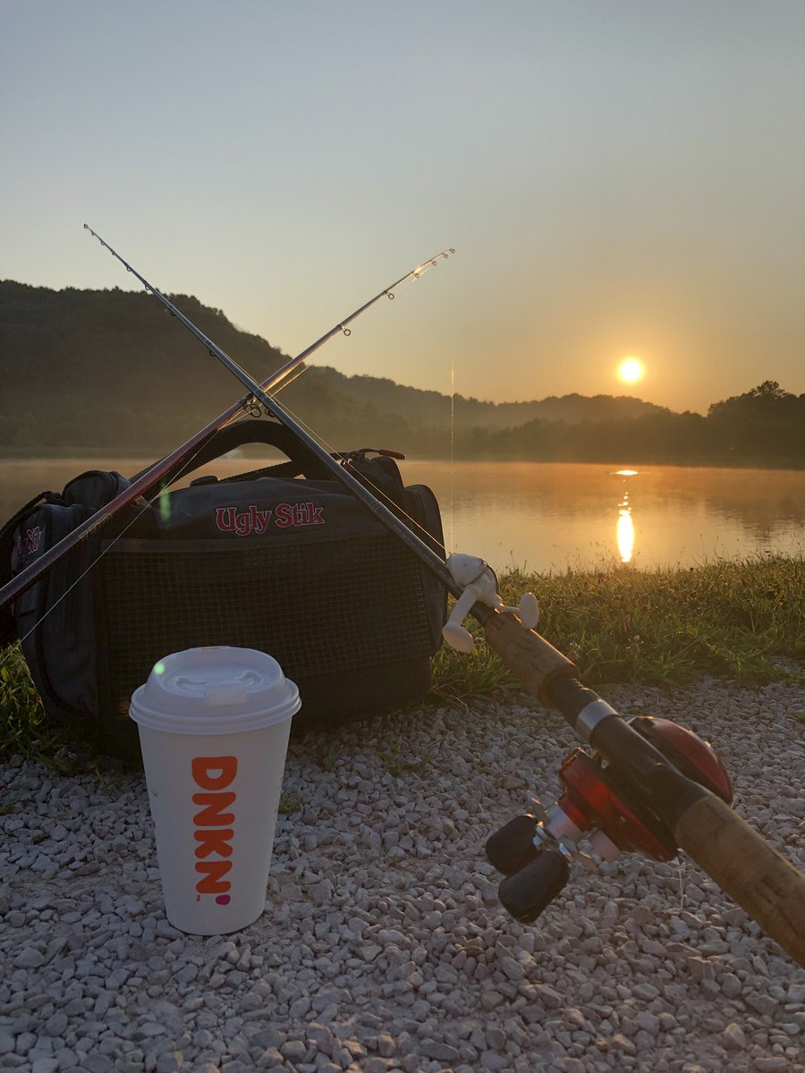 FishinWithBryan's tweet image. #Dunkin #fishing #sunrise #mountains