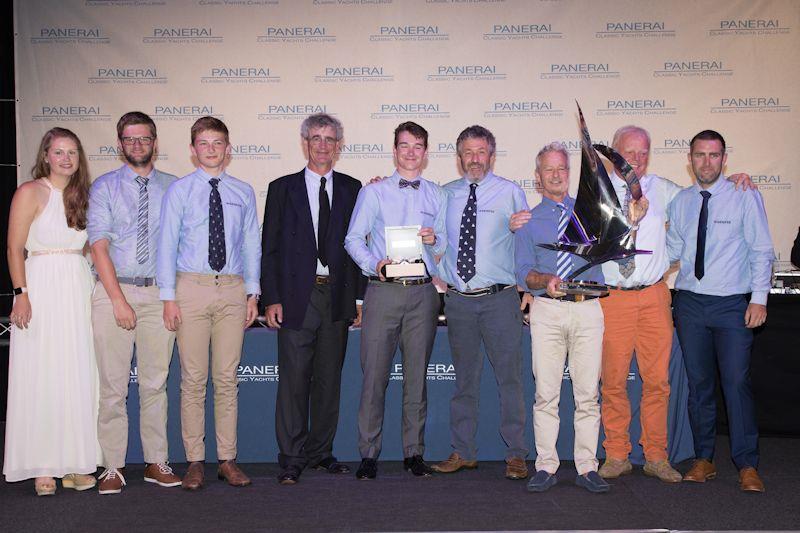 Panerai British Classic Week overall - Laurent Giles one-off sloop Whooper wins @PaneraiBCW sail-world.com/news/220037/Pa…