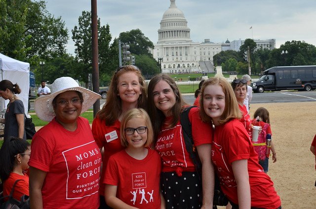 On July 11, over 200 families from 25 states rallied in DC for our 6th annual #PlayIn4Climate. From all the VA families and children in attendance, thank you, <a href="/SenatorWarner/">Senator Mark Warner</a> for meeting with us and agreeing to fight for 100% #cleanenergy by 2050!