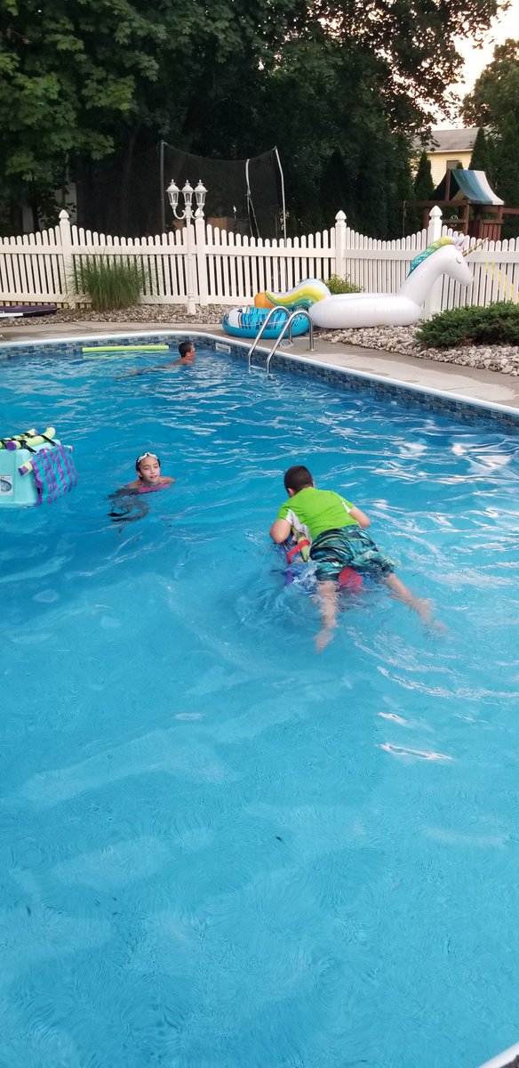AllysonConrad10's tweet photo. These kids were so inspired by their STEM teachers, that they built boats and planned their own boat regatta! Yay for summer learning!  @AnnPiesco , #nrcsd https://t.co/c1CLF2Wmnr
