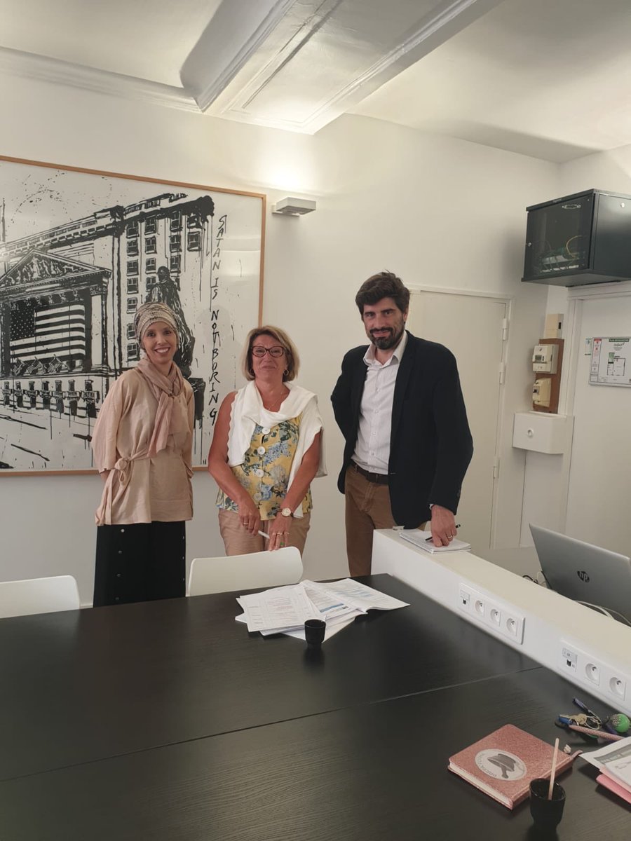 PhcieDelpech's tweet photo. [Management de la Qualité notre priorité ] audition de certification en vue du maintien ISO 9001 « Fabrication et sous traitance de préparations » labellisés depuis juillet 2013. Rachida responsable du préparatoire, notre auditrice bureau Veritas, Hubert responsable qualité. https://t.co/2xvqc7exy3